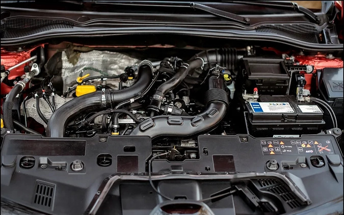 Renault Clio cena 33999 przebieg: 124000, rok produkcji 2016 z Elbląg małe 742